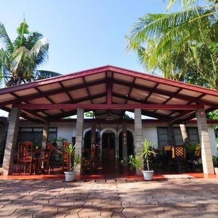 公主港 Ayahay Sa Matutina酒店 外观 照片
